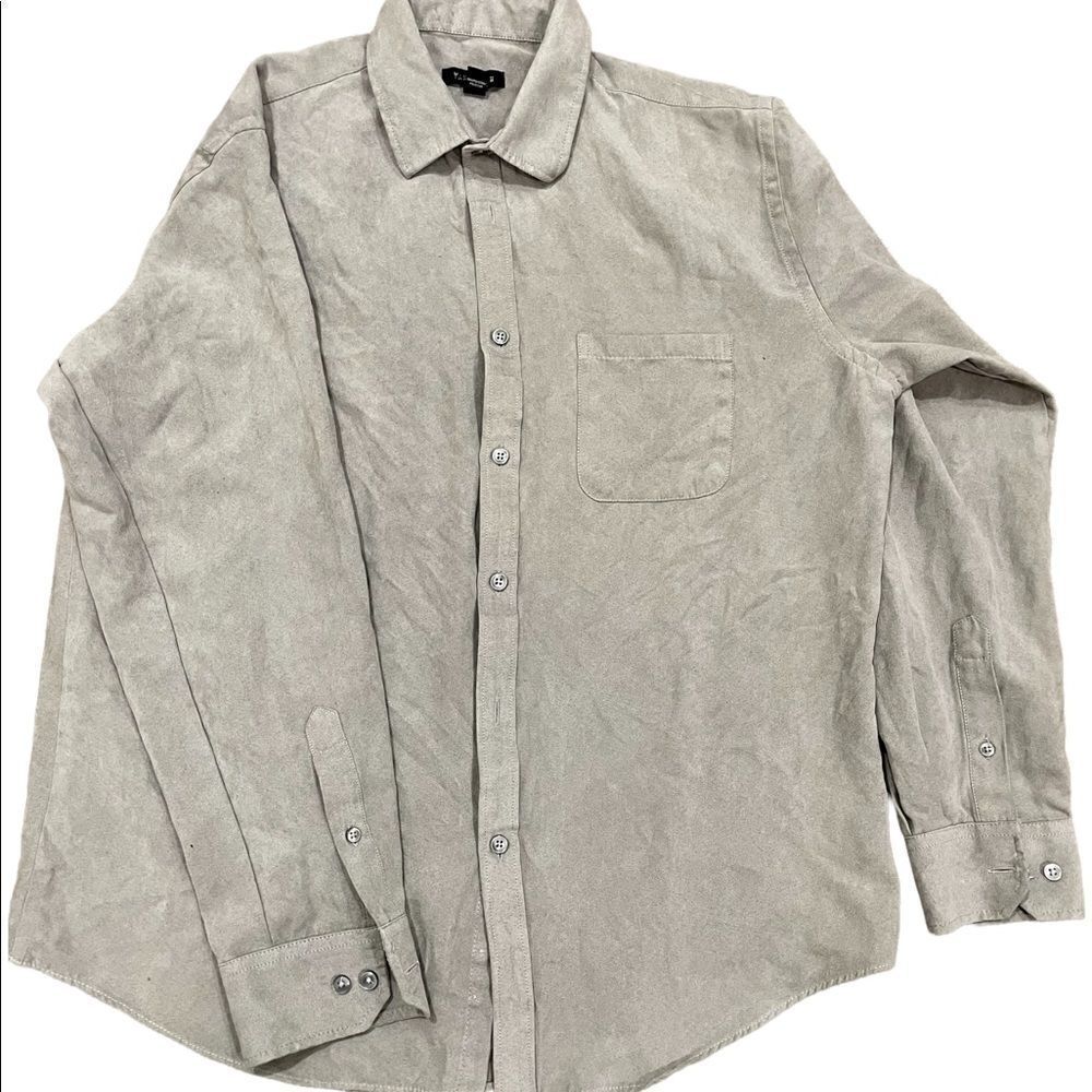 Van Heusen Mens Longsleeve Shirt. M